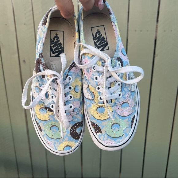 RARE VANS Authentic Donuts Munchies Sprinkles Shoes Sz 5 Men's  6.5Women's - Picture 5 of 6